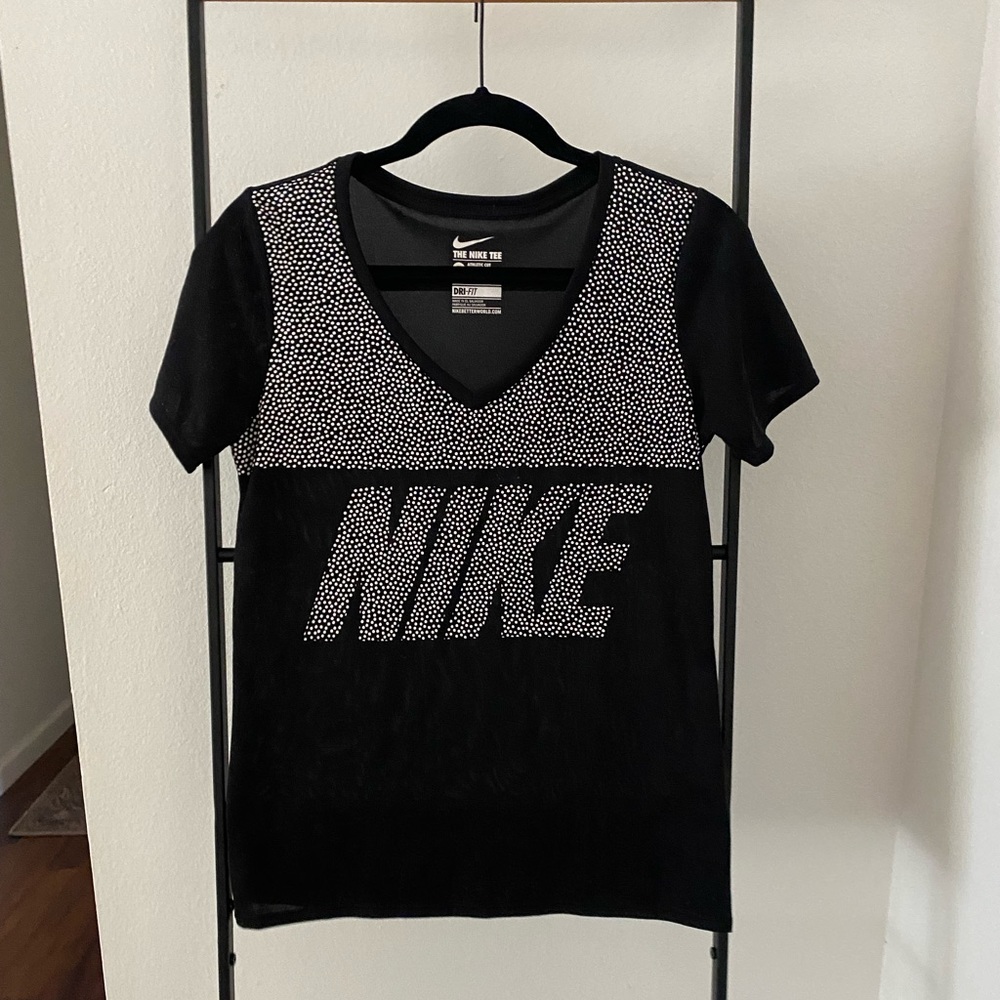 Nike T-shirt - Medium